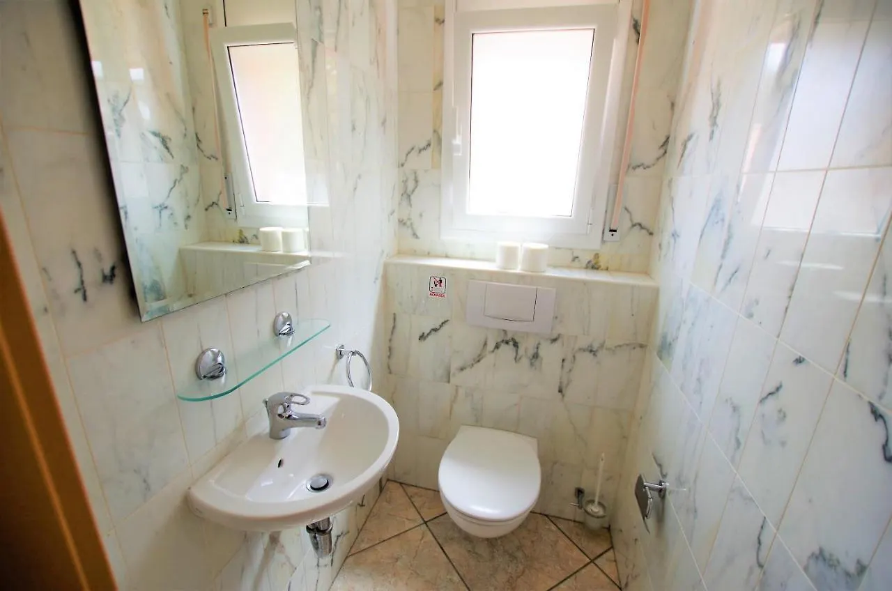 Villa Christine: Luxurious 17-Person Villa with Pool and Barbecue Lloret de Mar