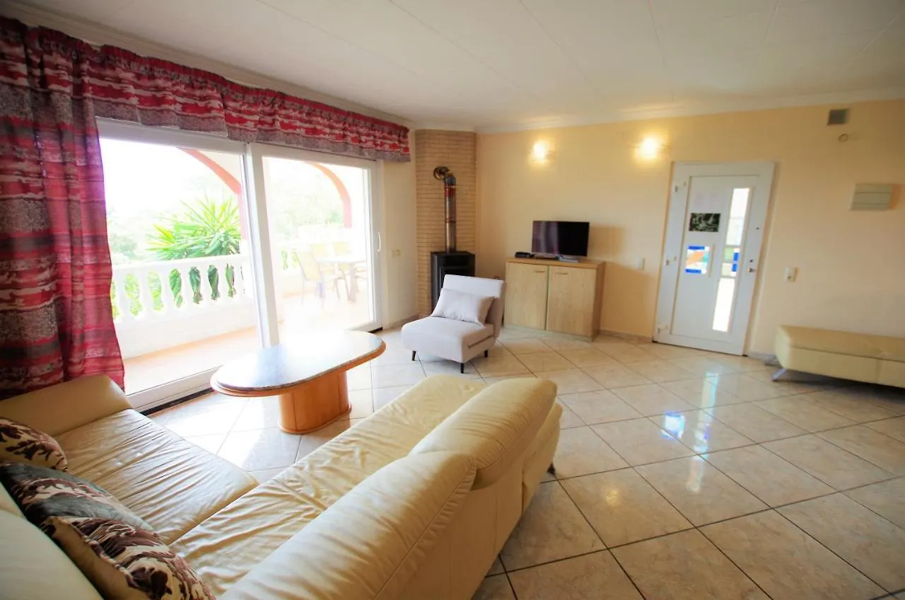 Villa Christine: Luxurious 17-Person Villa with Pool and Barbecue Lloret de Mar