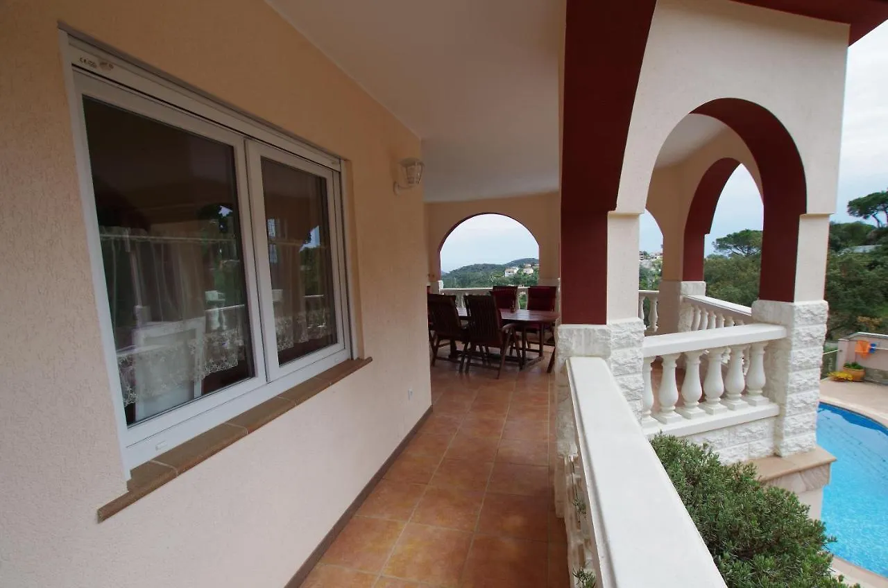 Villa Christine: Luxurious 17-Person Villa with Pool and Barbecue Lloret de Mar