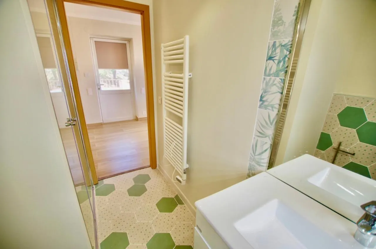 Villa Christine: Luxurious 17-Person Villa with Pool and Barbecue Lloret de Mar