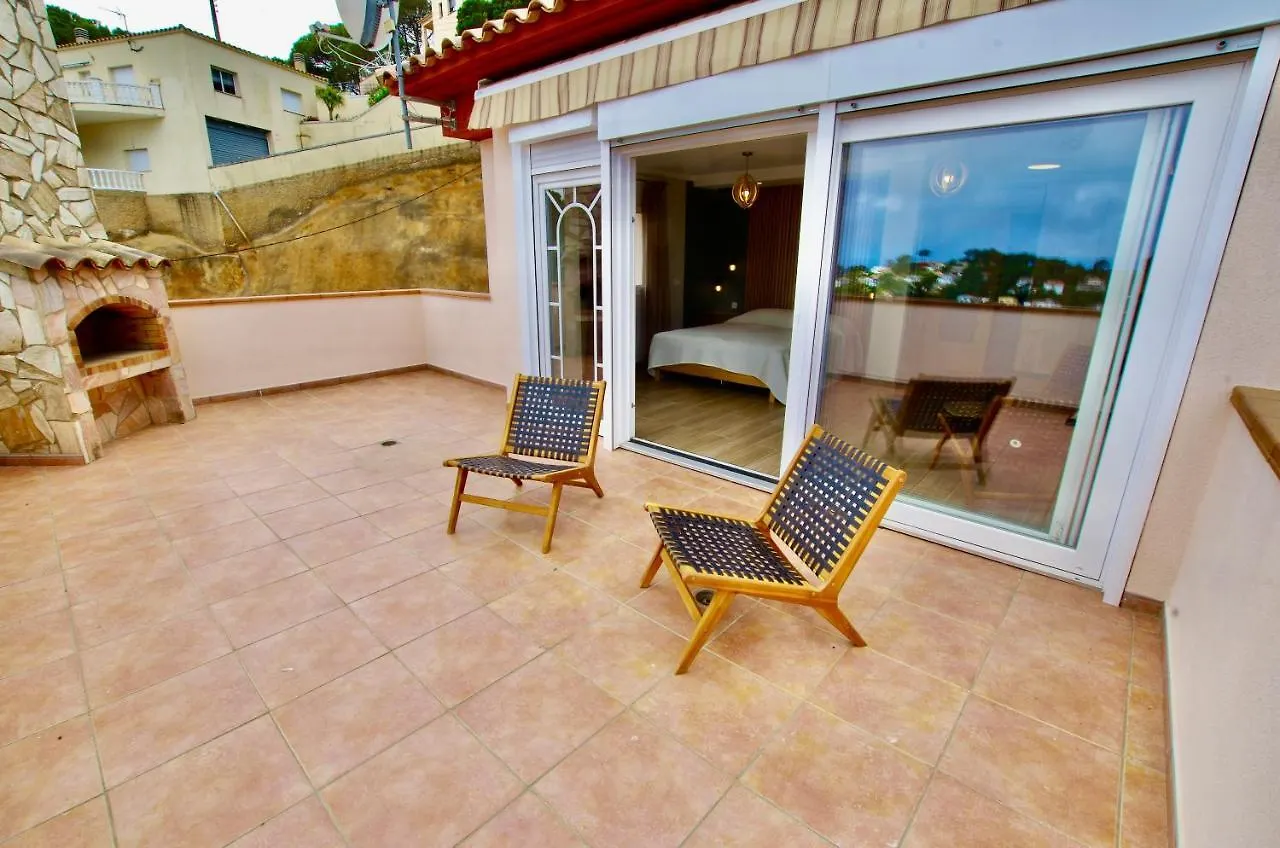 Villa Christine: Luxurious 17-Person Villa with Pool and Barbecue Lloret de Mar 0*,