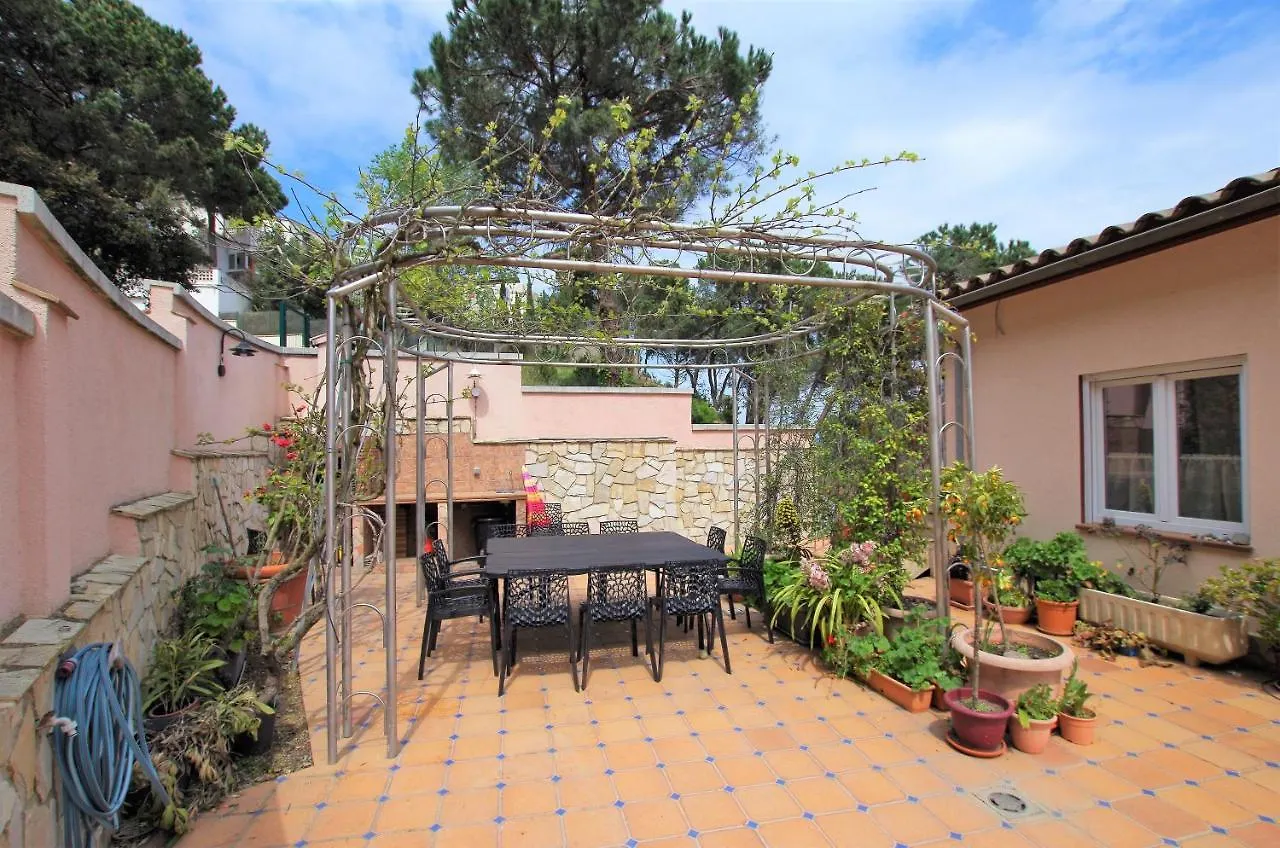 V&V Lloret- Villa Christine Lloret de Mar İspanya